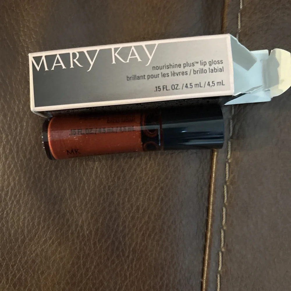 Mary‎ Kay Nourishine Plus Lip Gloss Red Passion #047955 Full Size